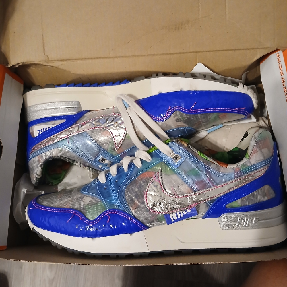 Nike Metallic Silver and Blue Sneakers